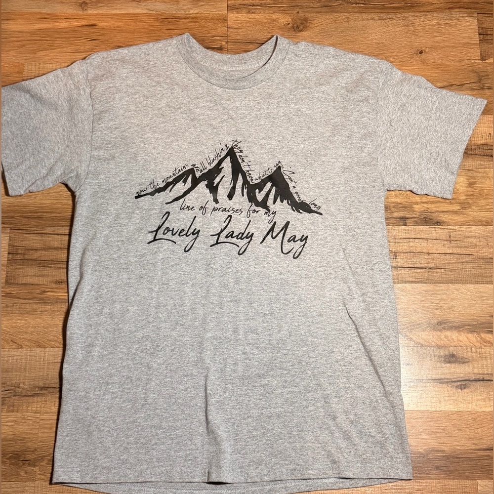 Gildan Heather Gray Mountain Tee